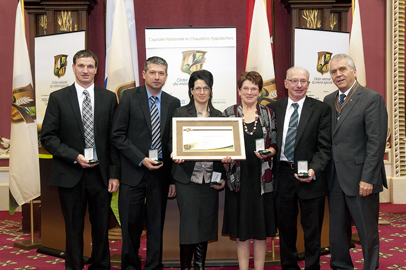 JPL Maraîcher a été honoré à L’Ordre national du mérite agricole en 2012